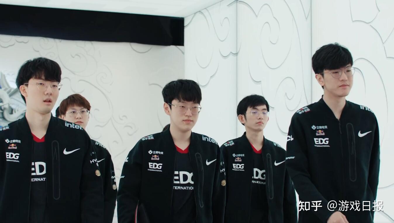 位是决定拍 位是决定拍