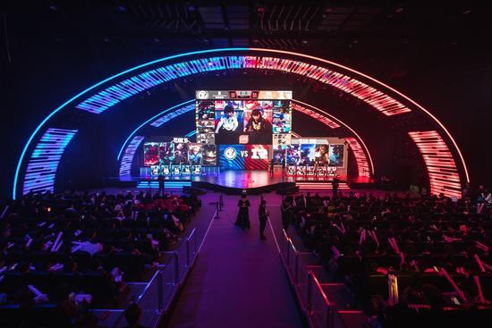 抓住几条硬 抓住几条硬